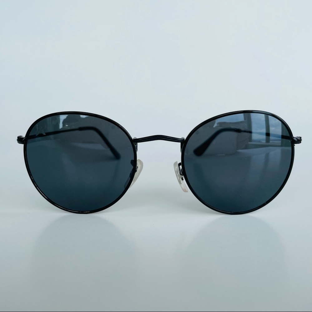 Sunglasses - Picture 2 of 3